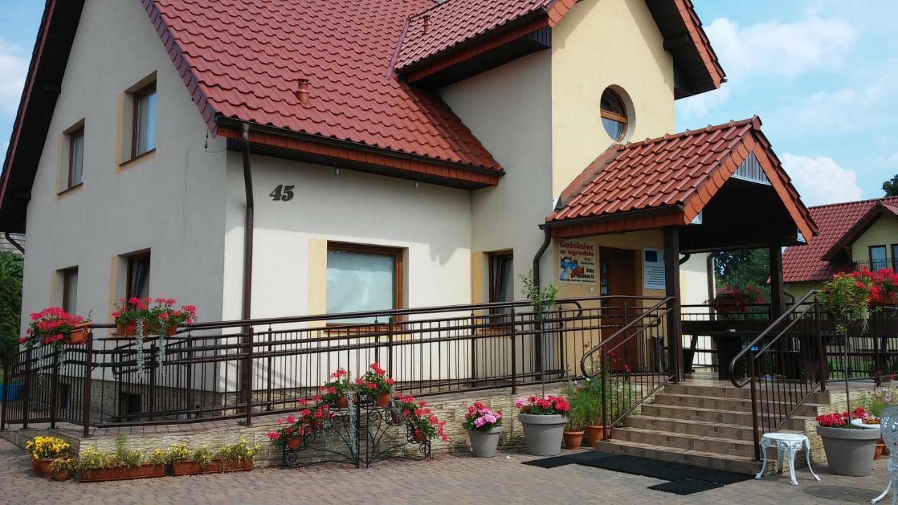 Gosciniec W Ogrodzie Apartment Brusy Exterior photo